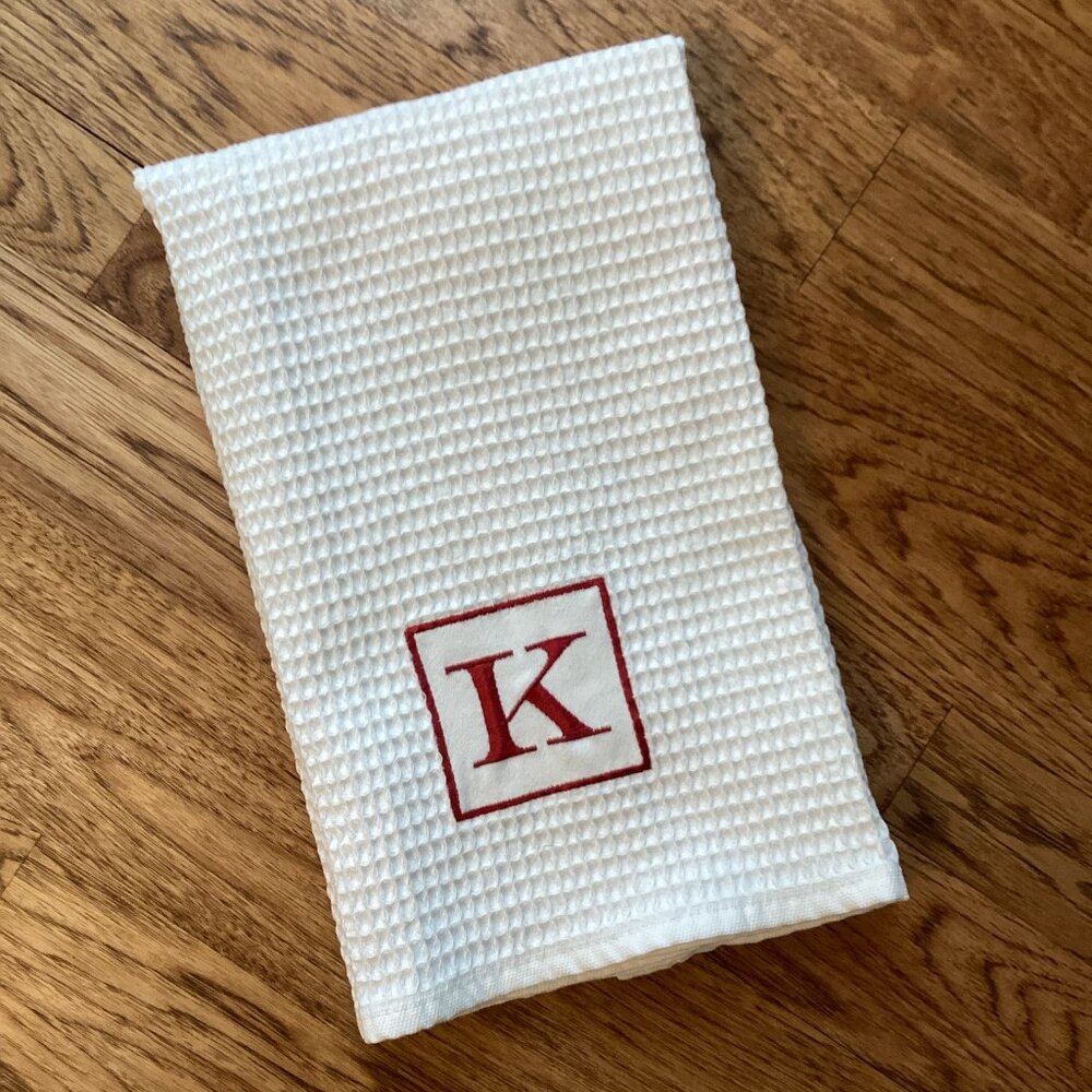 NEW! WILLIAMS SONOMA COTTON WAFFLE WEAVE MONOGRAM KITCHEN TOWEL in WHITE "K"